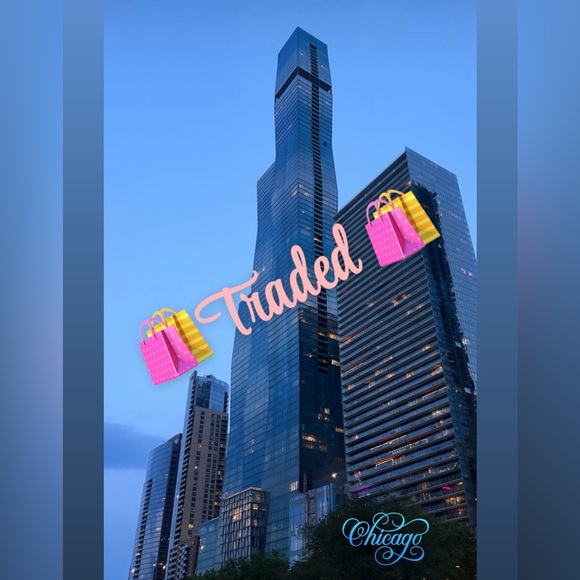 Jewelry - 🔥SQ🔥🔥SUNDAY FUNDAY🔥 Silver and Turquoise Blue & Bling  Statement Necklace✨